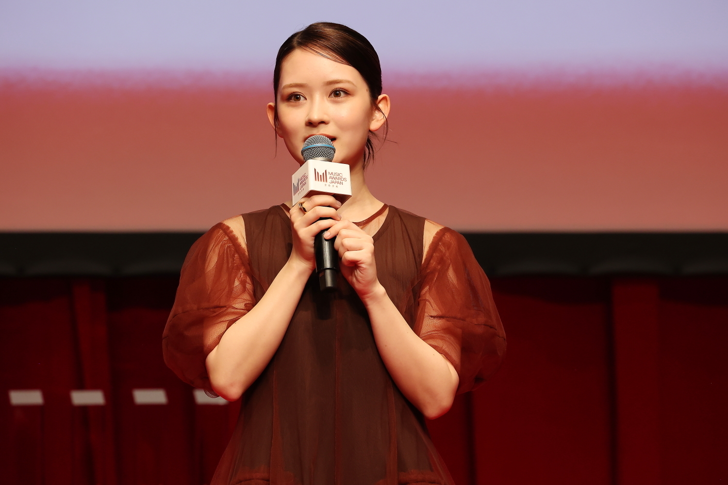 「MUSIC AWARDS JAPAN 2026 アンバサダー」に就任した中島健人からのメッセージ映像。